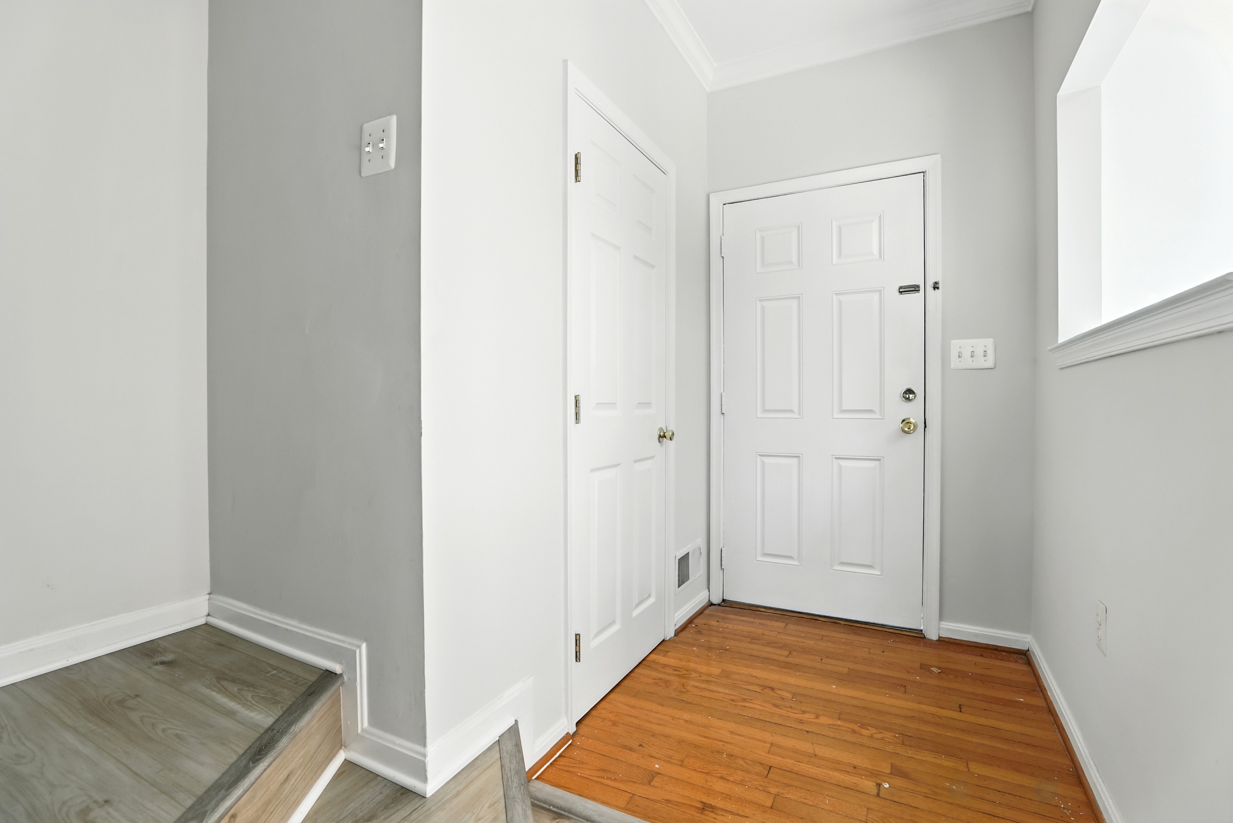 gallery grid image